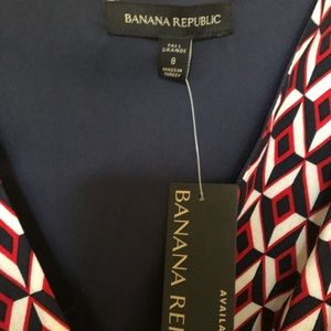 Banana Repubic new with tags wrap dress size 8